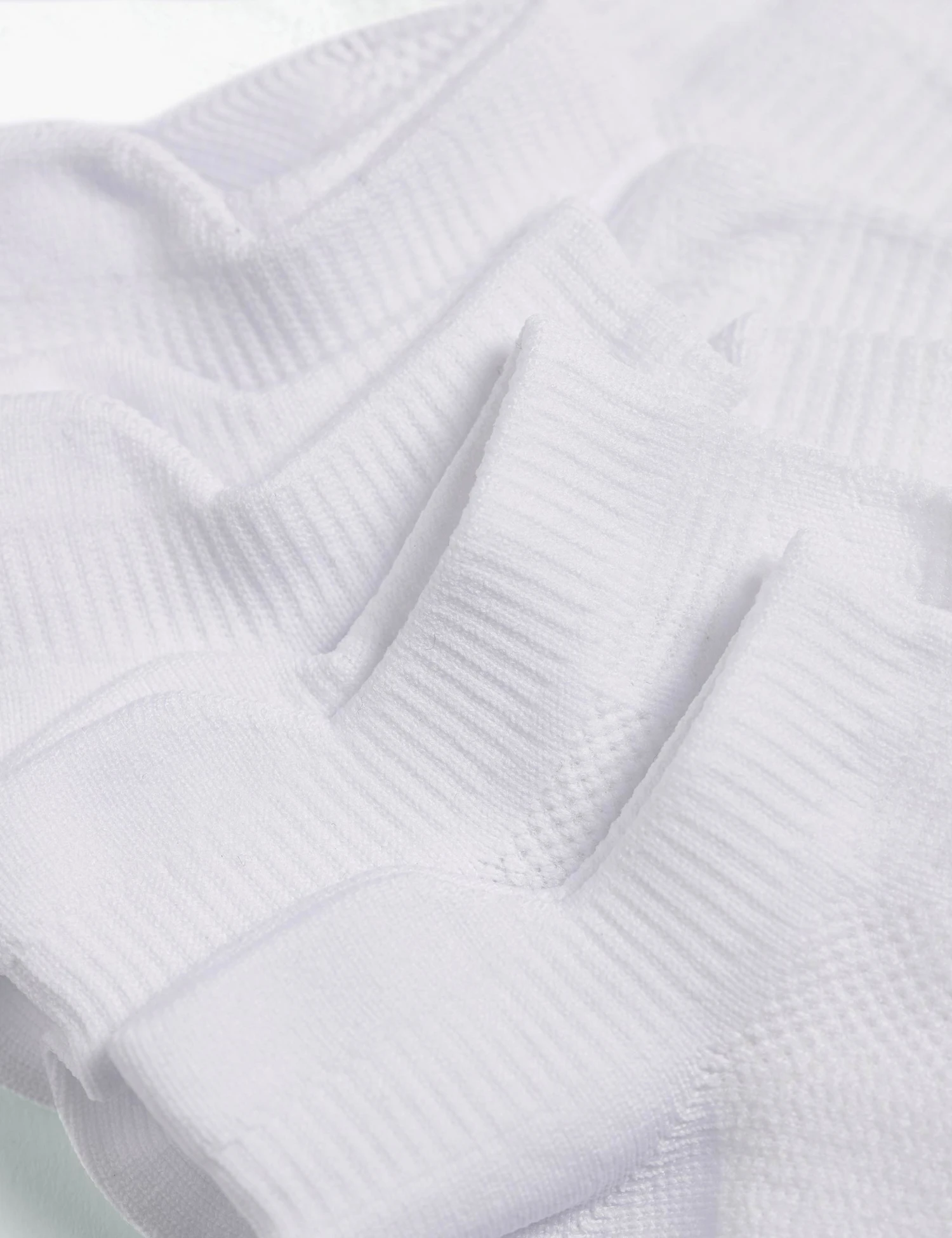 Sweaty Betty 3pk Lightweight Trainer Socks 4 Sweaty Betty 3pk Lightweight Trainer Socks - Image 2