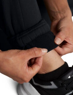 Under Armour Armour Fleece Pro Tapered Sports Joggers -Marks and Spencer Shop Armour Fleece Pro Tapered Sports Joggers 4