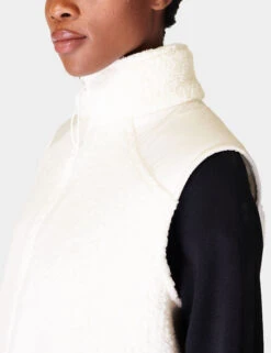 Sweaty Betty Canyon Zip Up Funnel Neck Fleece Gilet -Marks and Spencer Shop Canyon Zip Up Funnel Neck Fleece Gilet 6