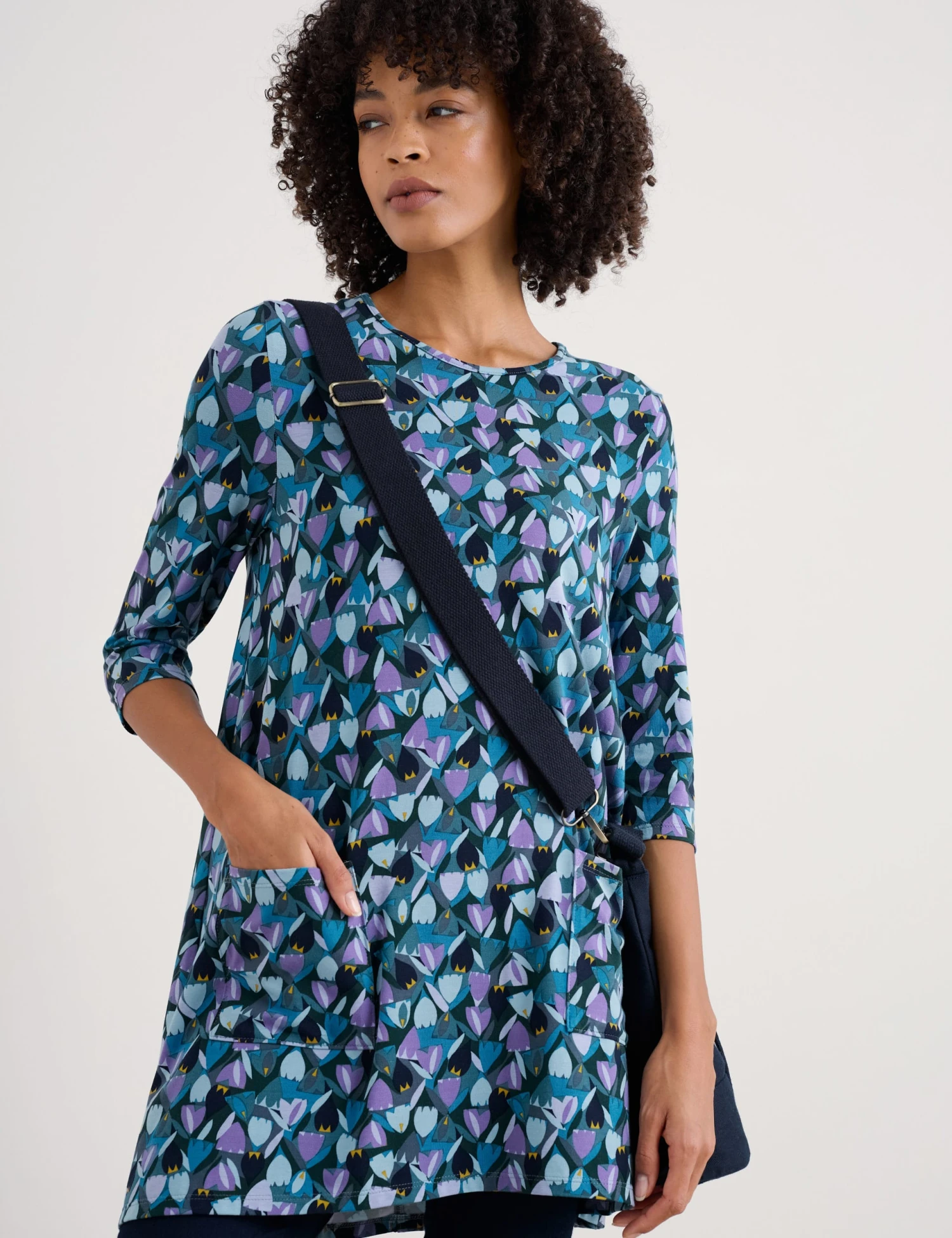 Cotton Blend Floral Scoop Neck Tunic 5 Cotton Blend Floral Scoop Neck Tunic - Image 3