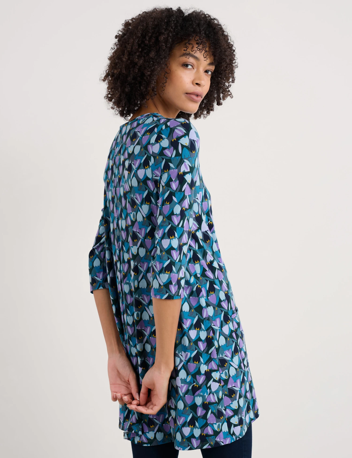 Cotton Blend Floral Scoop Neck Tunic 6 Cotton Blend Floral Scoop Neck Tunic - Image 4