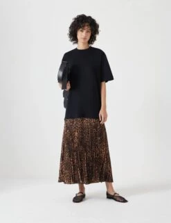 Cotton Rich Animal Print Midi T-Shirt Dress -Marks and Spencer Shop Cotton Rich Animal Print Midi T Shirt Dress 4