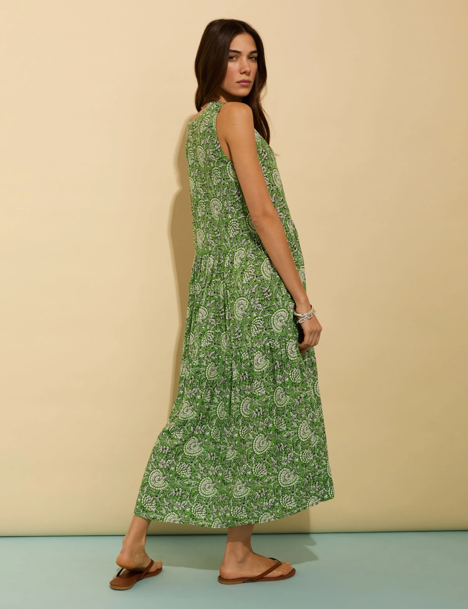 Floral Notch Neck Midi Skater Dress 5 Floral Notch Neck Midi Skater Dress - Image 3