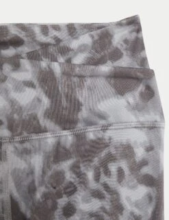 Go Balance Printed Wrap Waist Yoga Leggings -Marks and Spencer Shop Go Balance Printed Wrap Waist Yoga Leggings 4