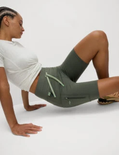 Go Discover Stormwear™ Walking Shorts -Marks and Spencer Shop Go Discover Stormwear Walking Shorts 4