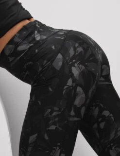 Go Move Printed High Waisted Gym Leggings -Marks and Spencer Shop Go Move Printed High Waisted Gym Leggings 5