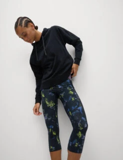 Go Train High Waisted Cropped Gym Leggings 17 Go Train High Waisted Cropped Gym Leggings -Marks and Spencer Shop Go Train High Waisted Cropped Gym Leggings 2