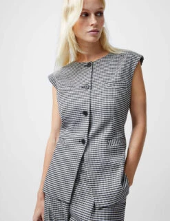 French Connection Holden Houndstooth Single Breasted Waistcoat -Marks and Spencer Shop Holden Houndstooth Single Breasted Waistcoat 2