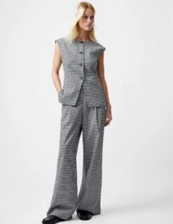 French Connection Holden Houndstooth Single Breasted Waistcoat
