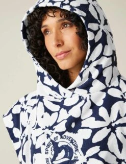 Regatta Hooded Towelling Robe -Marks and Spencer Shop Hooded Towelling Robe 6