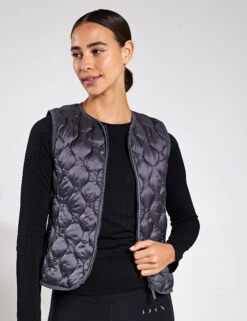 Born Kenal Quilted Gilet -Marks and Spencer Shop Kenal Quilted Gilet 3