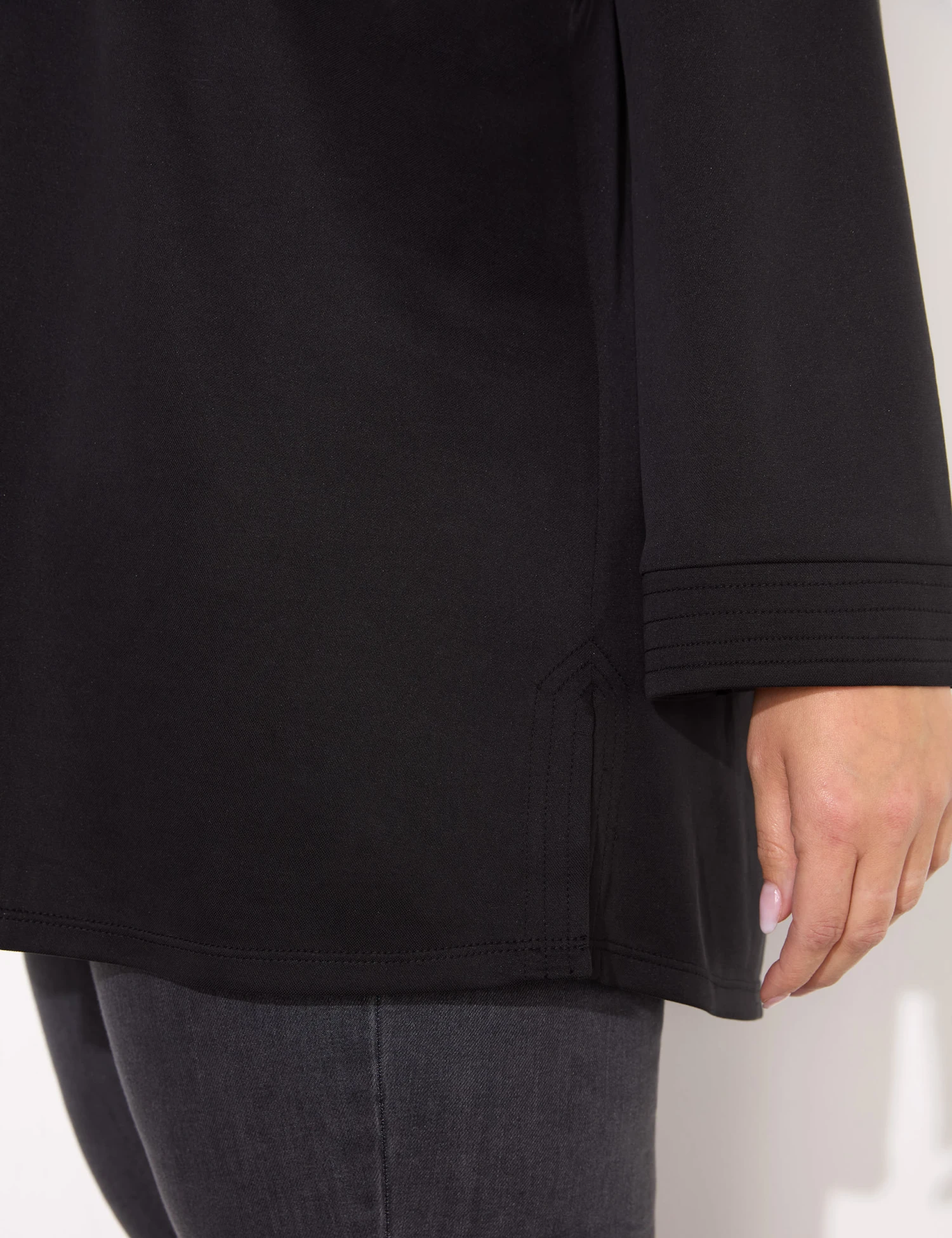 Modal Rich V-Neck Tunic 5 Modal Rich V-Neck Tunic - Image 3