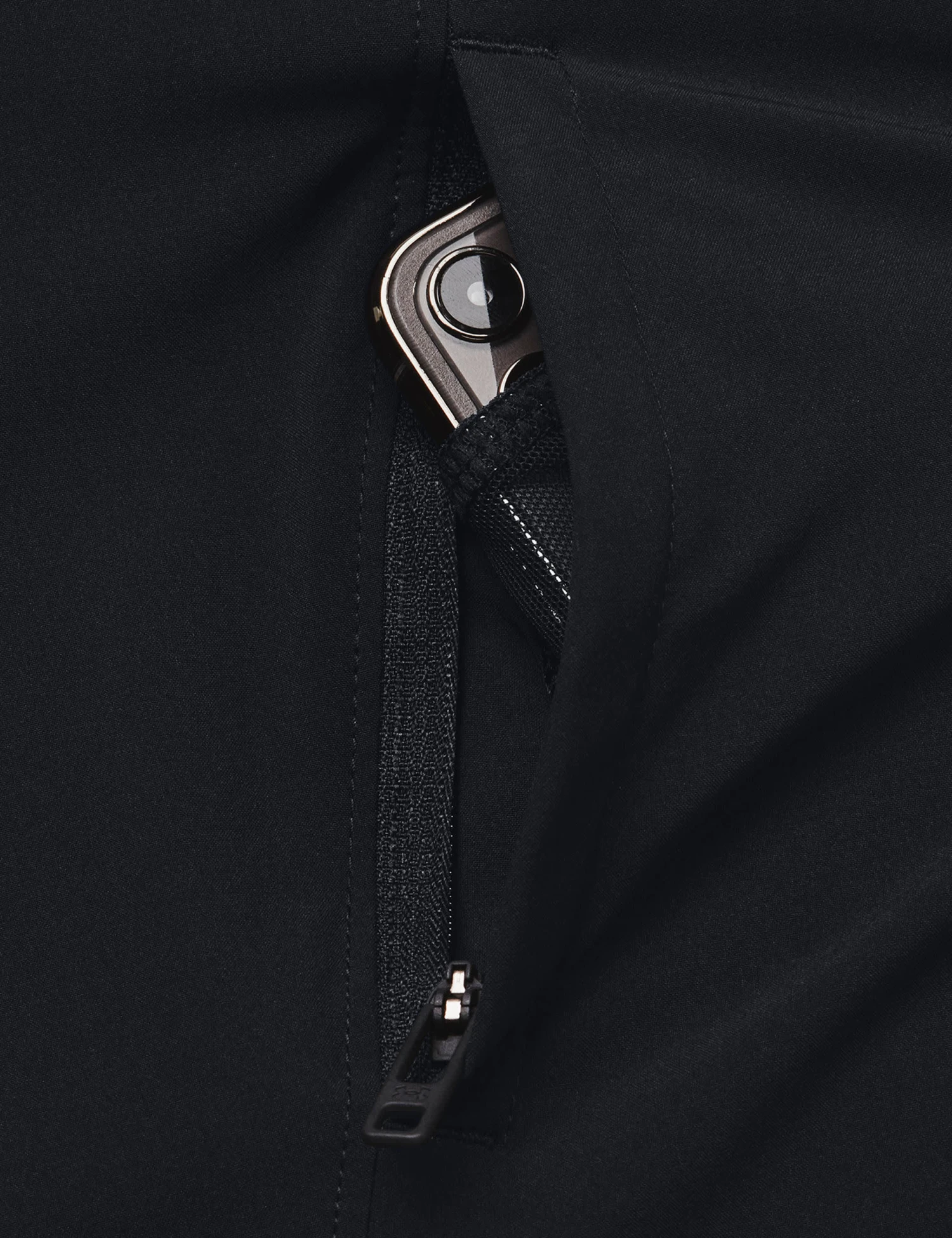 Under Armour OutRun The Storm Zip Up Hooded Sports Jacket 6 Under Armour OutRun The Storm Zip Up Hooded Sports Jacket - Image 4