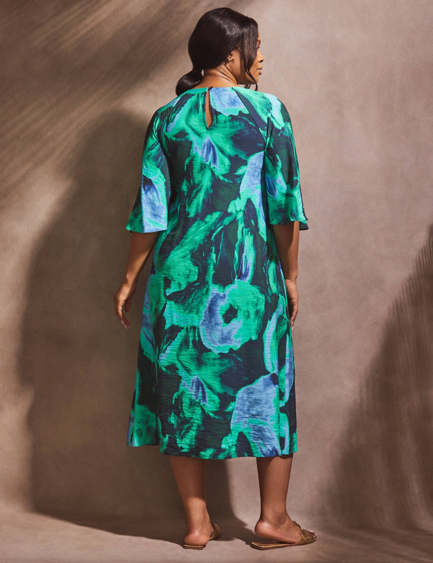 Printed Angel Sleeve Midi Swing Dress 4 Printed Angel Sleeve Midi Swing Dress - Image 2