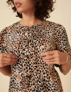 Pure Cotton Animal Print Collarless Tie Front Puff Sleeve Blouse -Marks and Spencer Shop Pure Cotton Animal Print Collarless Tie Front Puff Sleeve Blouse 3