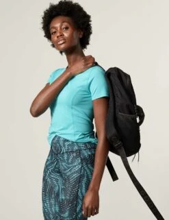 Scoop Neck Short Sleeve T-Shirt