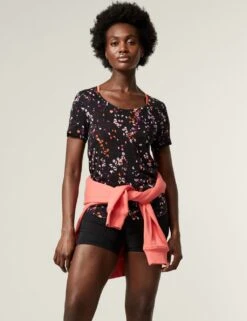 Printed Scoop Neck 2-in-1 T-Shirt