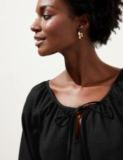 Linen Rich Tie Neck Blouse -Marks and Spencer Shop SD 01 T52 3810 Y0 X EC 3