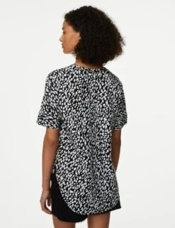 Pure Linen Animal Print Popover Blouse -Marks and Spencer Shop SD 01 T52 3993 Y4 X EC 3