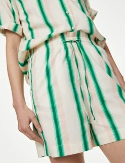 Cotton Rich Printed Paperbag Shorts -Marks and Spencer Shop SD 01 T57 5456 Z4 X EC 3