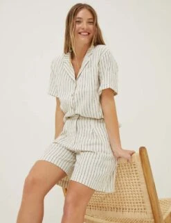 Linen Rich Striped Pleat Front Shorts 9 Linen Rich Striped Pleat Front Shorts -Marks and Spencer Shop SD 10 T83 2142W K0 X EC 1