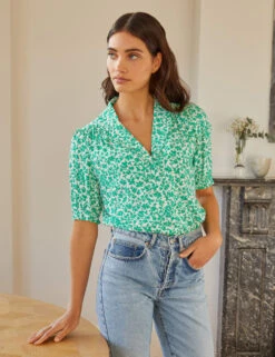 Floral V-Neck Blouse