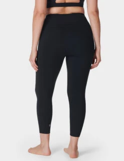 Sweaty Betty Soft Sculpt Printed 7/8 Leggings -Marks and Spencer Shop Soft Sculpt Printed 7 8 Leggings 2