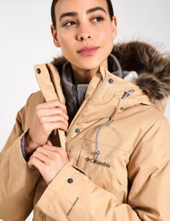 Columbia Suttle Mountain II Padded Hooded Parka Coat -Marks and Spencer Shop Suttle Mountain II Padded Hooded Parka Coat 2