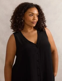 V-Neck Button Front Sleeveless Tunic 16 V-Neck Button Front Sleeveless Tunic -Marks and Spencer Shop V Neck Button Front Sleeveless Tunic 4