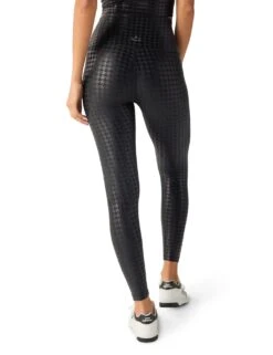 Beyond Yoga Caught In The Midi High Waisted 7/8 Leggings -Marks and Spencer Shop caught in the midi high waisted 7 8 leggings 7