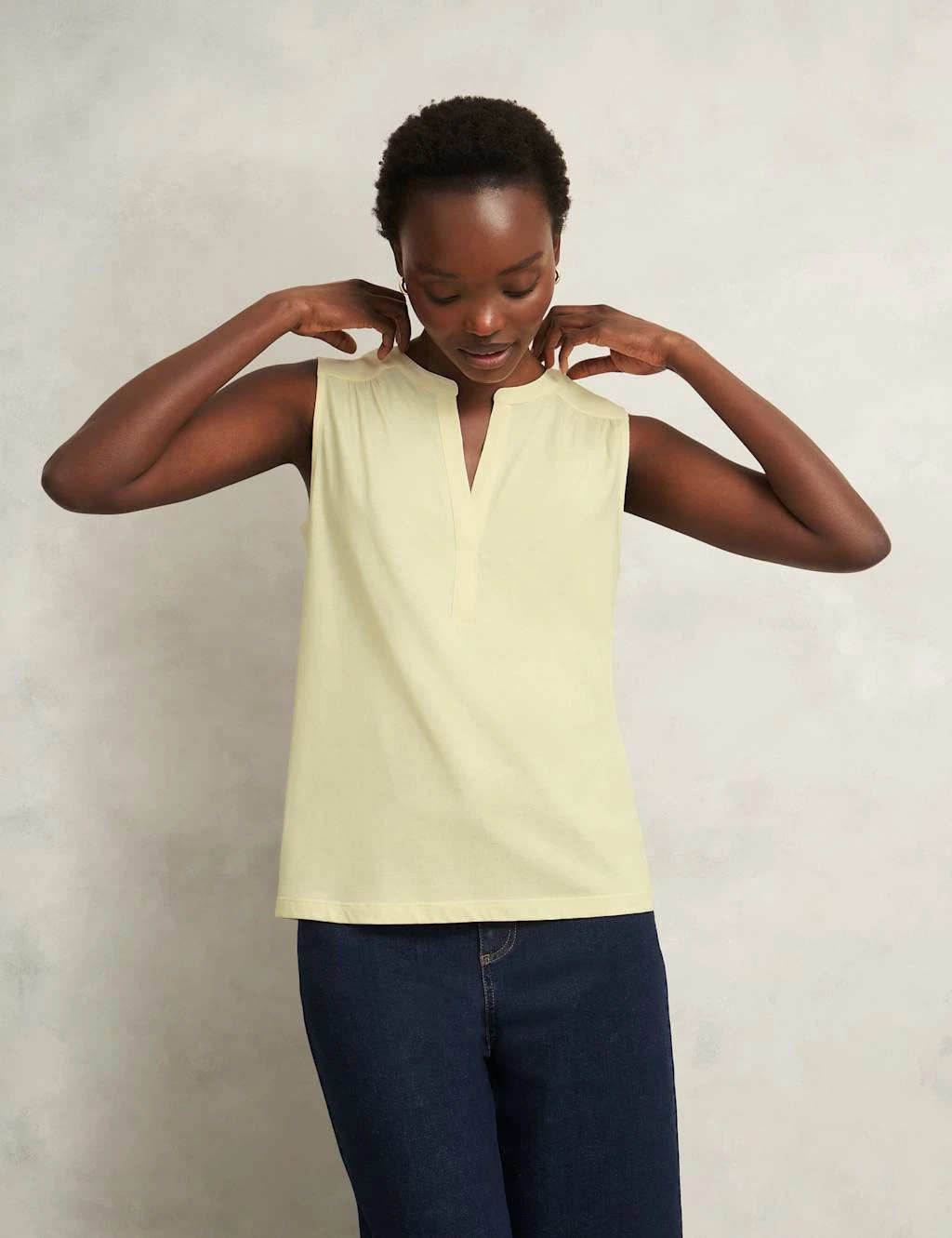 Cotton Blend Collarless Notch Neck Sleeveless Blouse 13 Cotton Blend Collarless Notch Neck Sleeveless Blouse - Image 11