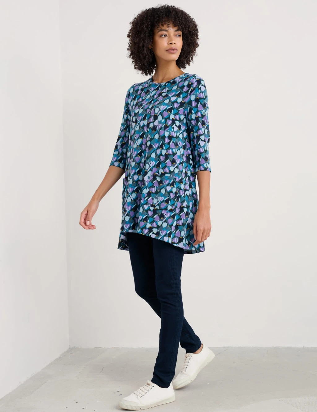 Cotton Blend Floral Scoop Neck Tunic 8 Cotton Blend Floral Scoop Neck Tunic - Image 6