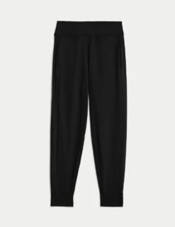 Go Balance Cuffed Yoga Jogger -Marks and Spencer Shop cuffed tapered joggers 3