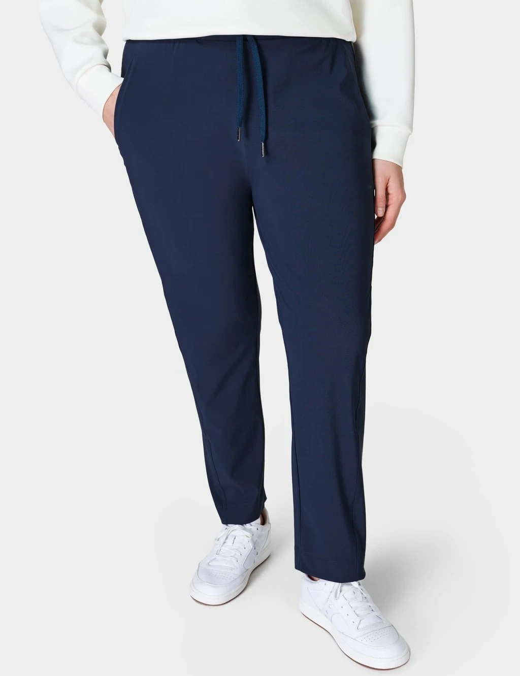 Sweaty Betty Explorer Tapered Ankle Grazer Joggers 17 Sweaty Betty Explorer Tapered Ankle Grazer Joggers - Image 15