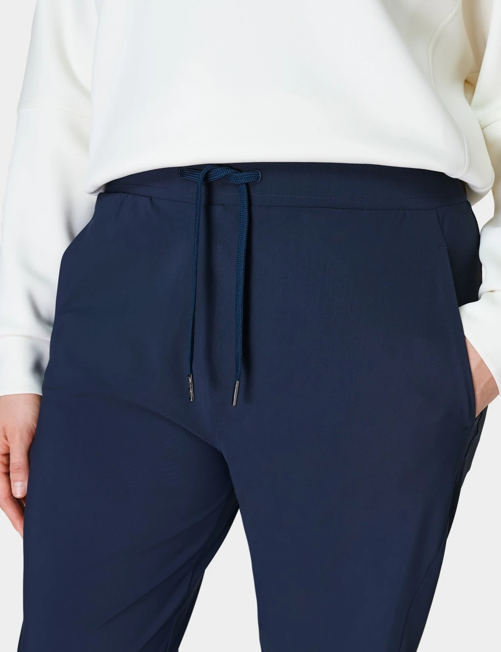 Sweaty Betty Explorer Tapered Ankle Grazer Joggers 21 Sweaty Betty Explorer Tapered Ankle Grazer Joggers - Image 19