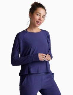 Beyond Yoga Featherweight Daydreamer Crew Neck Yoga Top -Marks and Spencer Shop featherweight daydreamer crew neck yoga top 15