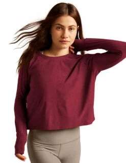 Beyond Yoga Featherweight Daydreamer Crew Neck Yoga Top -Marks and Spencer Shop featherweight daydreamer crew neck yoga top 5