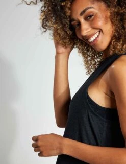 Beyond Yoga Featherweight Rebalance Yoga Vest Top -Marks and Spencer Shop featherweight rebalance yoga vest top 4