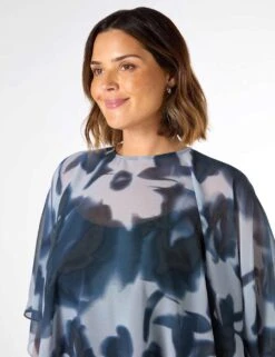 Floral Blouse -Marks and Spencer Shop floral blouse 9