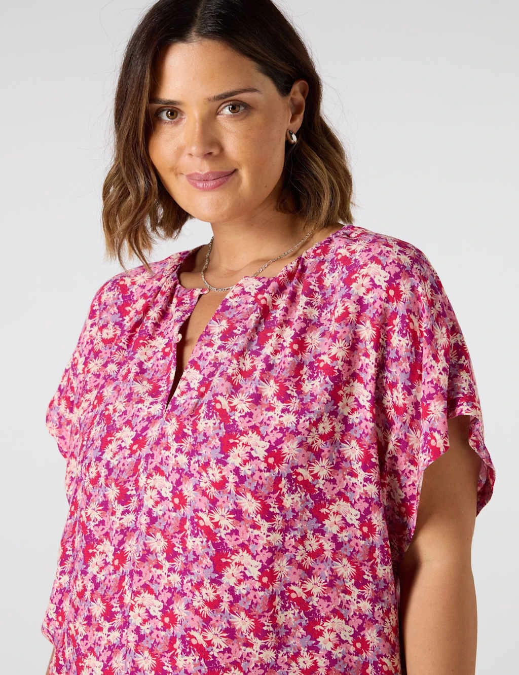 Floral Round Neck Button Detail Blouse 8 Floral Round Neck Button Detail Blouse - Image 6