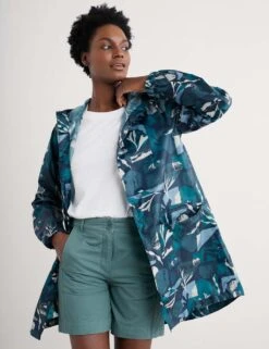Geometric Hooded Packaway Rain Jacket -Marks and Spencer Shop geometric hooded packaway rain jacket 7
