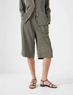 Geometric Knee Length Bermuda Shorts 15 Geometric Knee Length Bermuda Shorts -Marks and Spencer Shop geometric knee length bermuda shorts 5