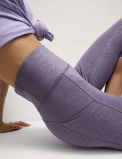 Go Move Embossed Cropped Gym Leggings -Marks and Spencer Shop go move embossed cropped gym leggings 11