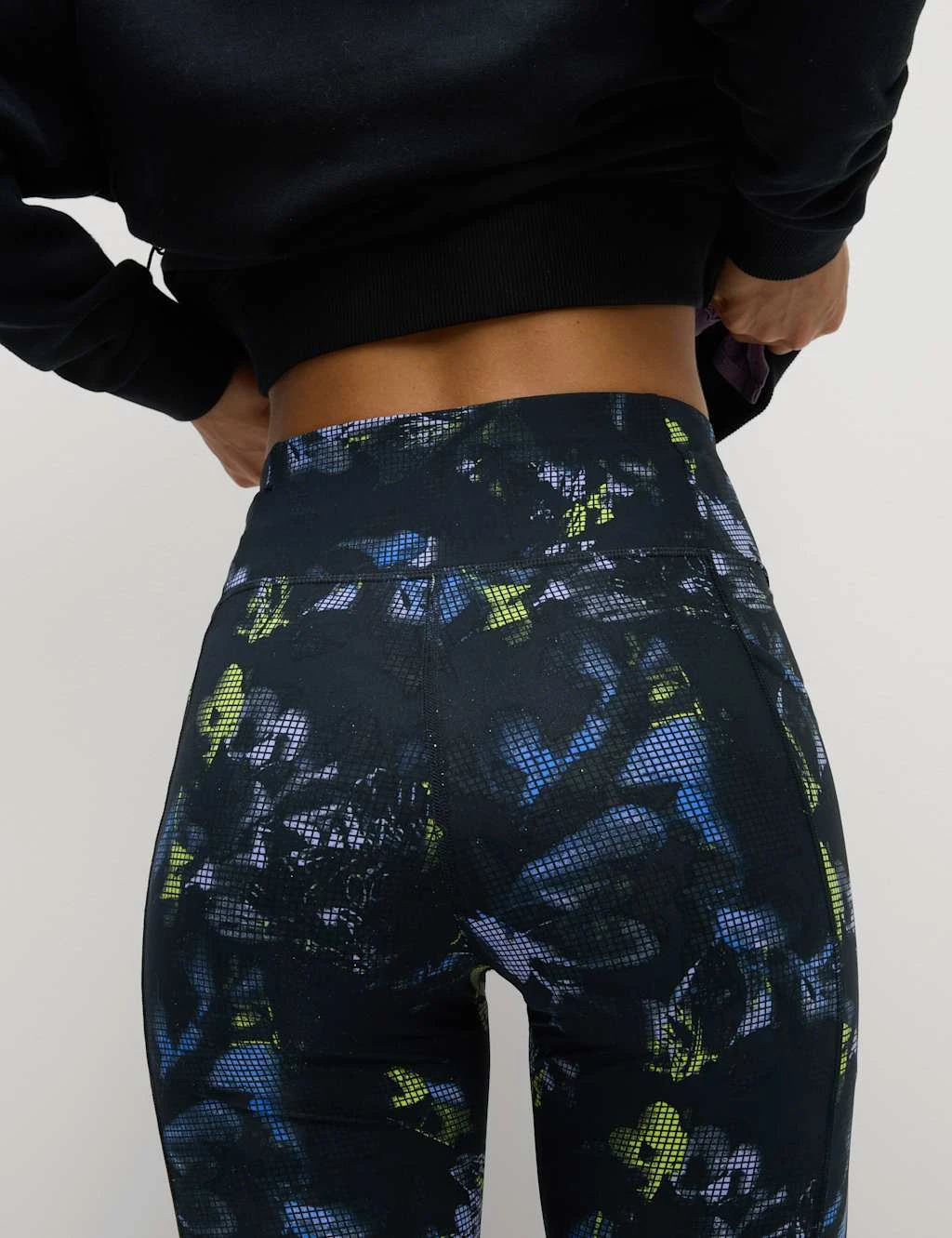 Go Train High Waisted Cropped Gym Leggings 15 Go Train High Waisted Cropped Gym Leggings - Image 13