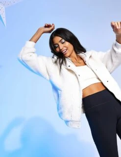 Girlfriend Collective Paloma Non Wired Sports Bra 22 Girlfriend Collective Paloma Non Wired Sports Bra -Marks and Spencer Shop paloma non wired sports bra 8