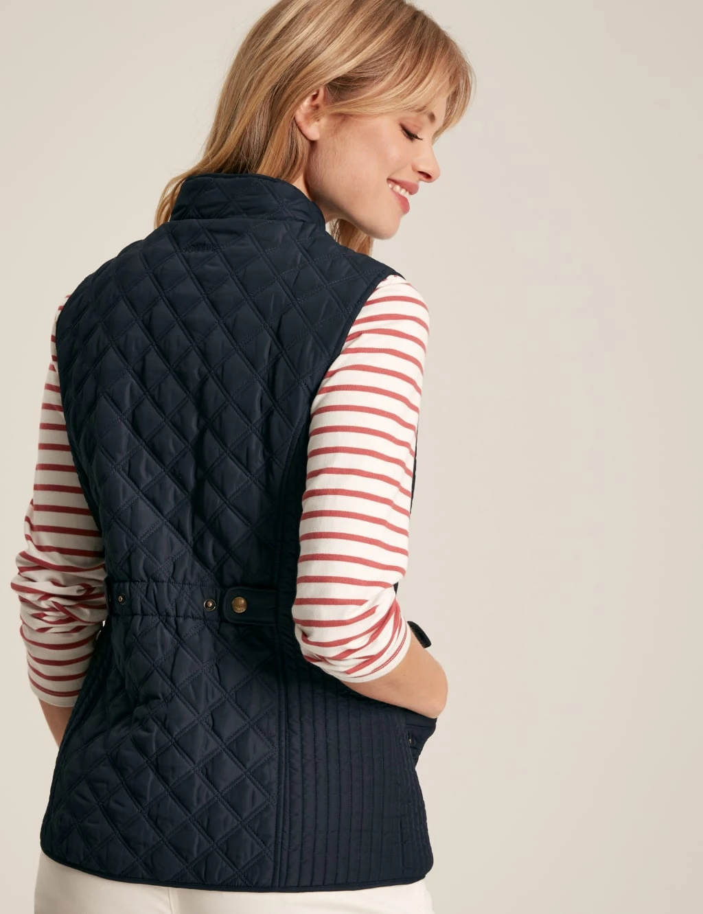 Joules Textured Quilted Gilet 18 Joules Textured Quilted Gilet - Image 16