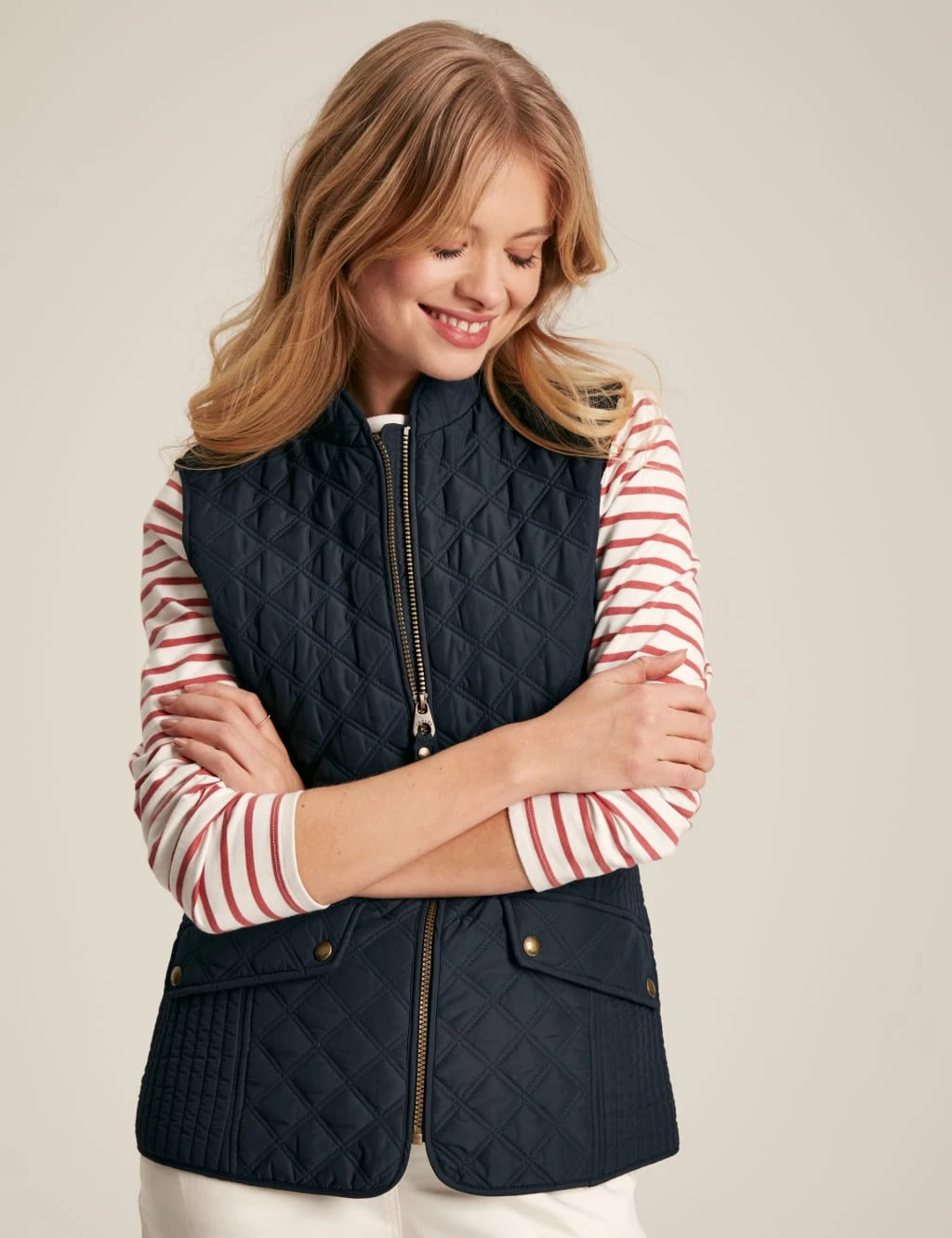 Joules Textured Quilted Gilet 20 Joules Textured Quilted Gilet - Image 18