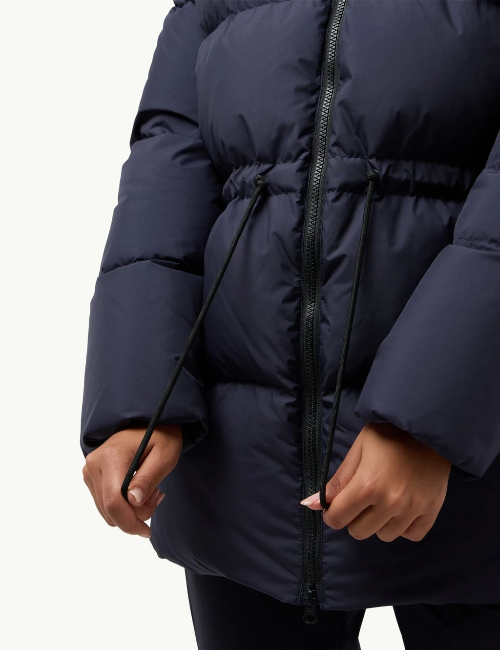 Jack Wolfskin Kirschallee Waisted Hooded Puffer Jacket 19 Jack Wolfskin Kirschallee Waisted Hooded Puffer Jacket - Image 17